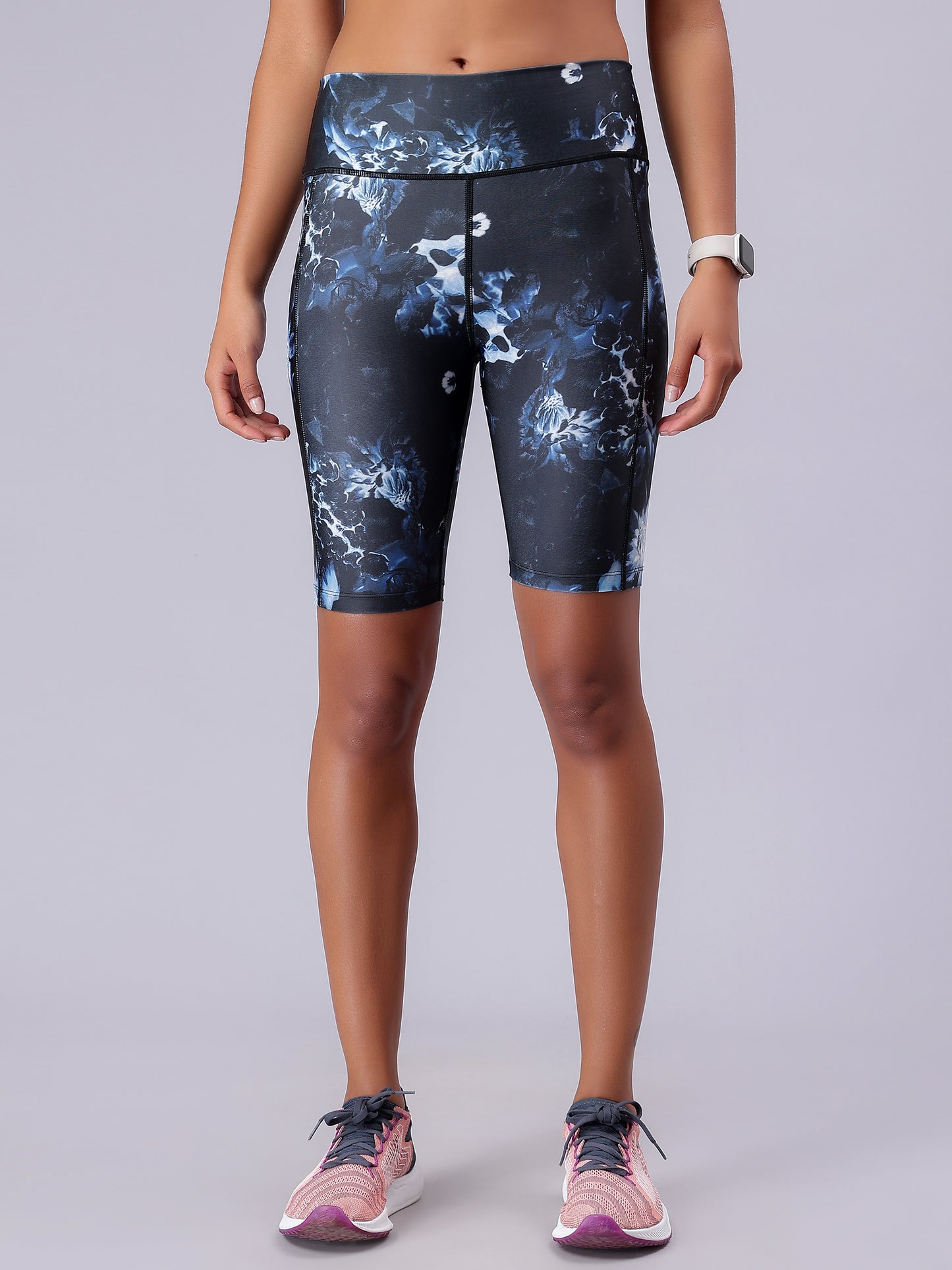 T3W07-Luxe Vibe Print Legging Shorts