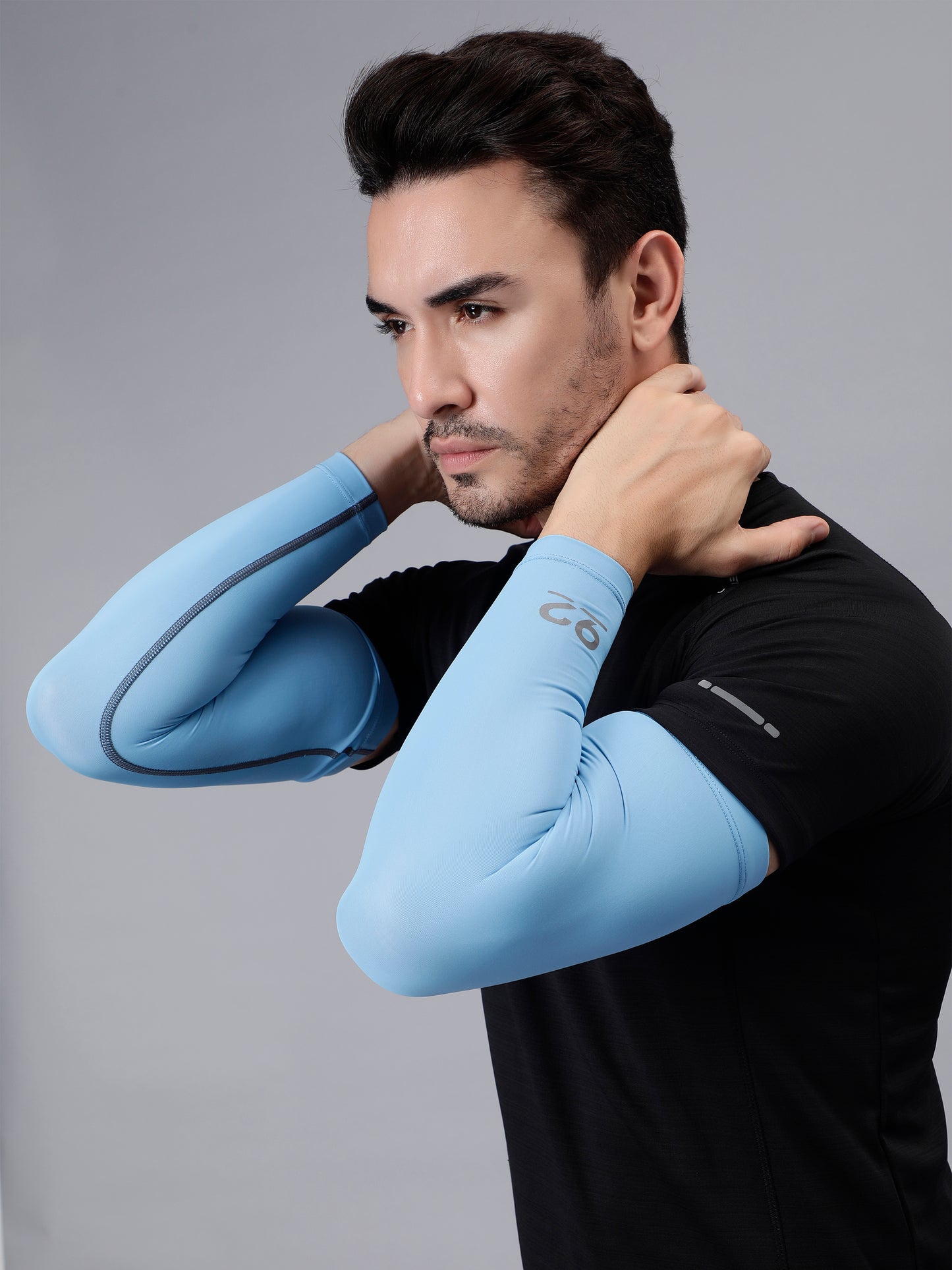 T3M28 - Arm Sleeve Nylon Luxury Compression Gear Pro